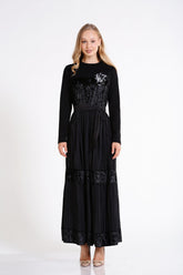 Nakış Detaylı Uzun Kadife Elbise