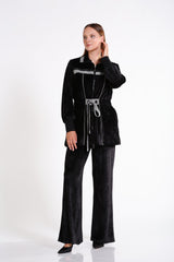 Şerit Aksesuar Detaylı Kadife Mont