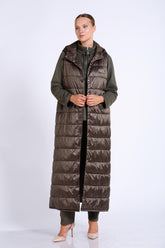 Kapitone Detaylı Kapşonlu Uzun Yelek