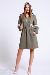 Kapşonlu Kadife Garnili Kısa Elbise