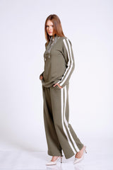 Брюки с бархатной отделкой по бокам