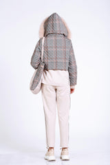 Пальто с меховой деталью на воротнике