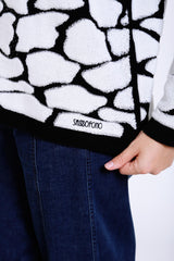 Jakar Örgülü Taş Süslemeli Triko Kazak