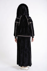 Yakası Tilki Kürklü Lazer Desenli Ve Biye Detaylı Kadife Mont