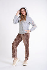 Nakış Detaylı Kapşonlu Sweatshirt