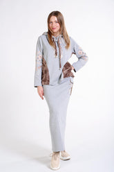 Kadife Garni Detaylı Kapşonlu Sweatshirt