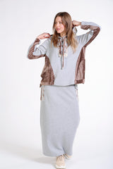 Kadife Garni Detaylı Kapşonlu Sweatshirt