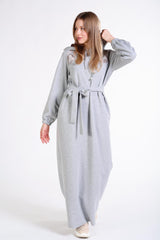 Платье с капюшоном и вышивкой