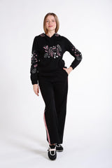 Брюки с декоративными полосками по бокам