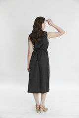 Платье без рукавов с вышивкой пайетками