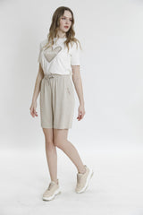 Önü Kalp Nakış Ve Taş Süsleme Detaylı Kısa Kollu Tişört