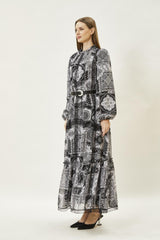 Шифоновое платье с поясом и узором